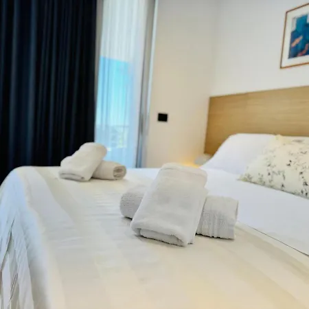 Choice With Free Private Parking Close To The Old Town Apartment *