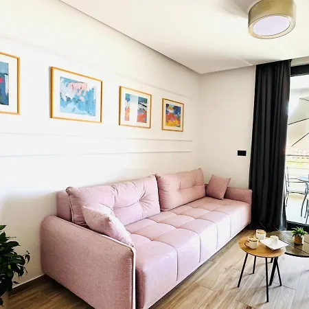 Choice With Free Private Parking Close To The Old Town *