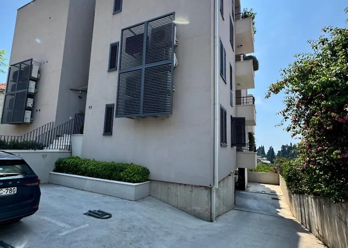 דירה Choice With Free Private Parking Close To The Old Town